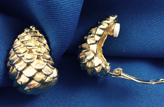 Textured Givenchy Clip Earrings - image 3