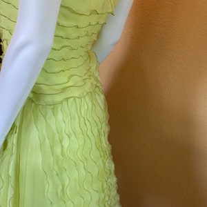 Lime Ruffled Silk Oscar de la Renta Cocktail Dress image 2