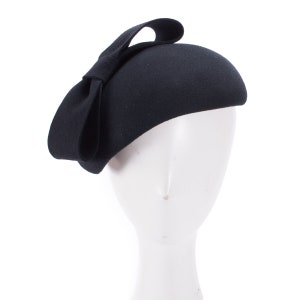 1pcs Black Teardrop Womens 1940s Vintage Look Wool Felt Fascinator Hat Bow Detail Tam Beret Casque Cocktail Hat A568