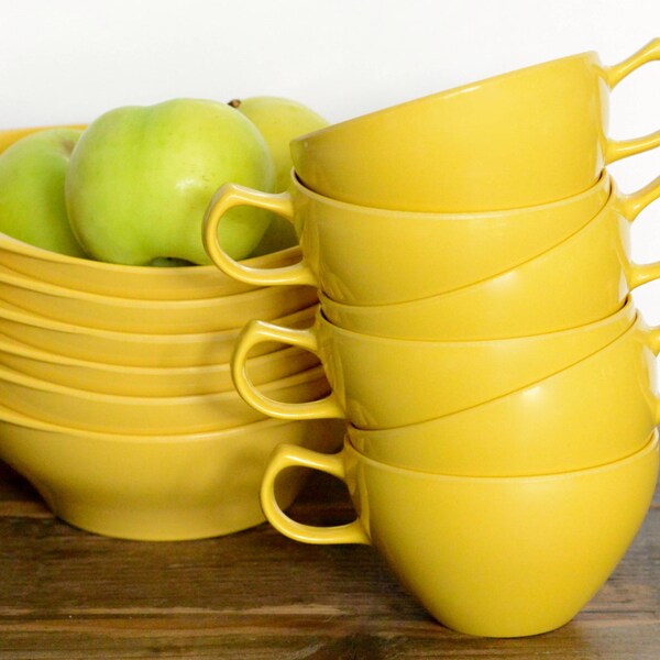 Bessemer/Vogue: cups and breakfast bowls, set of six