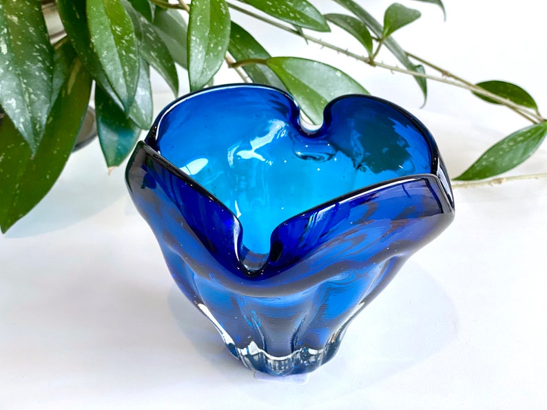 Vintage hand-blown glass ashtray