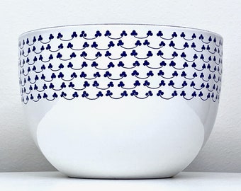 Finel (Finland) 'Siniapila' Enamel Bowl | Designed by Esteri Tomula *RARE FIND*