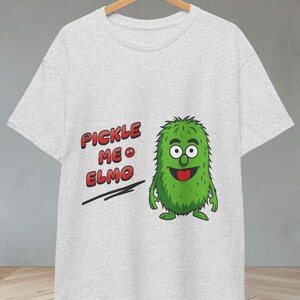 Koszulka Pickle: Ta modna koszulka unisex dla dorosłych ma zabawny wzór gry słów dill pickle! Idealny na dziwaczny, wyjątkowy prezent dla miłośników pickle.