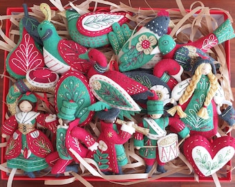 ALL 12 days of Christamas ornaments #1 -#12, 'Traditional Christmas colours'