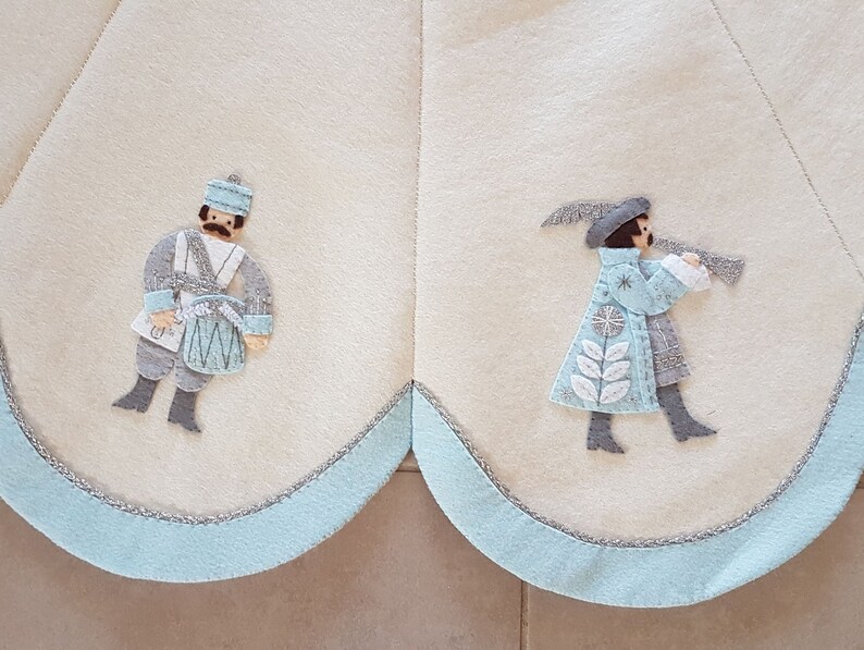 12 Days Of Christmas Tree Skirt 