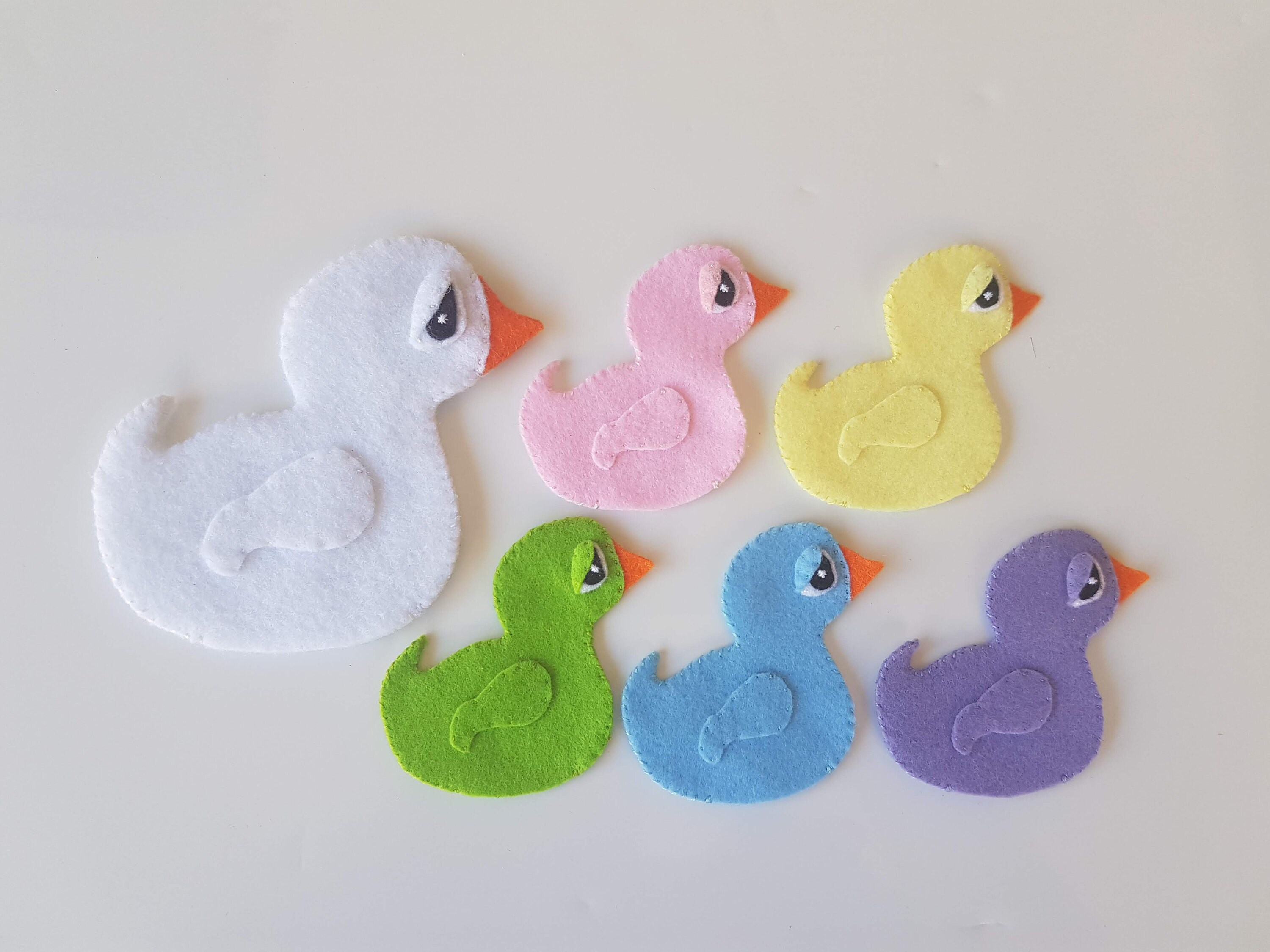 5 little ducks felt finger puppets Etsy