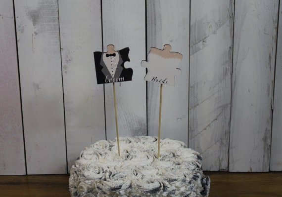 puzzle pieces wedding cake