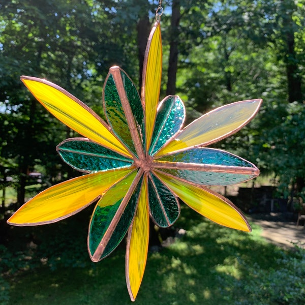 Sunny flower spinner