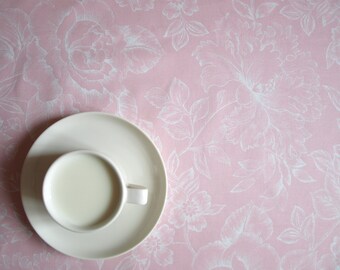 Nappe blanche rose pastel rose romantique Nappe florale design scandinave, aussi serviettes de table, chemin de table disponible, excellent CADEAU