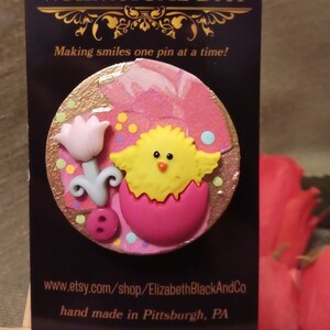 Easter pin, Easter brooch, Easter chick  pin, Easter chick brooch, Easter chick in pink shell, yellow tulip 18