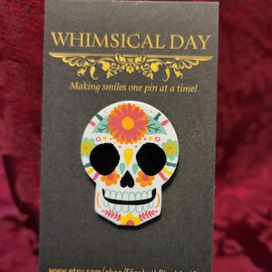 Halloween Pin, Halloween Brooch, Sugar Skull, Halloween brooch, Day of the dead, Halloween Pin, Dia de los Muertos Skull, Skull pin