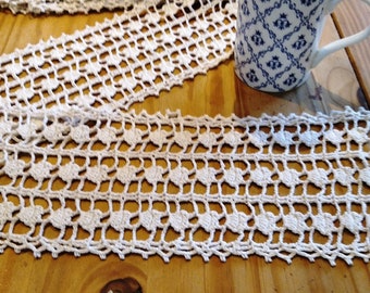 20% OFF Hand crocheted trim edging beige colour , Vintage crocheted for your projects