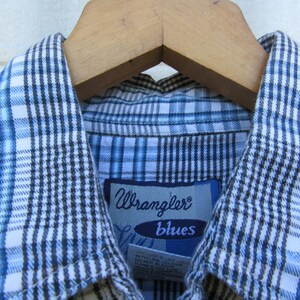 90s Wrangler Blues Plaid Daisy Duke Crop Knot Cowgirl Shirt, Women's M-L // Vintage Cropped Western Shirt // Knot Shirt image 2