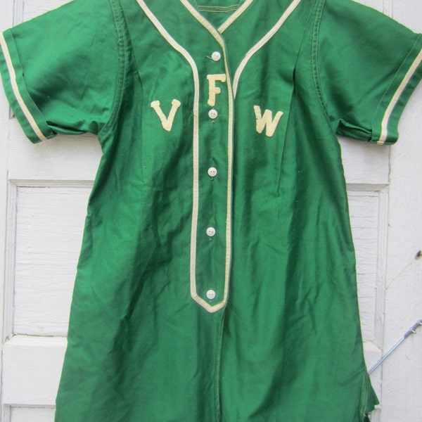 40s Green Long Baseball Shirt by Bresler, S-M // Softball Uniform Shirt