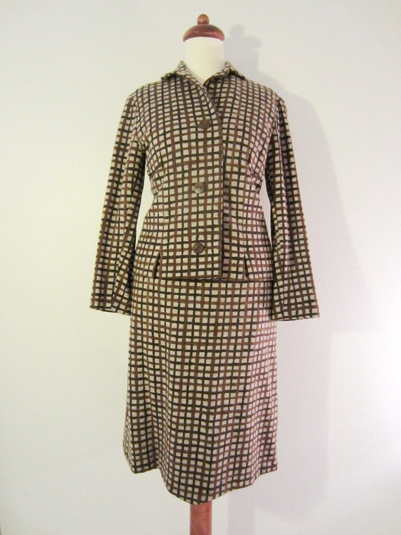 50s Tailored Brown Plaid Jacket Suit by Eila Suve… - image 1