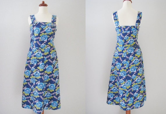 50s Navy Floral Pinafore Sundress, S-M // Vintage… - image 1