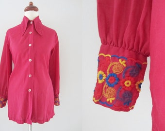 70s Cerise Folk Embroidered Blouse w/ Long Pointy Collars, S-M // Vintage Long Sleeve Shirt