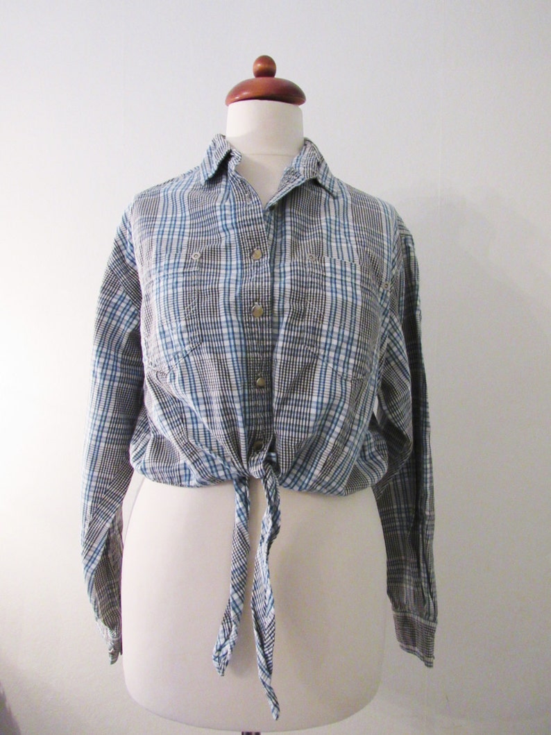 90s Wrangler Blues Plaid Daisy Duke Crop Knot Cowgirl Shirt, Women's M-L // Vintage Cropped Western Shirt // Knot Shirt image 1