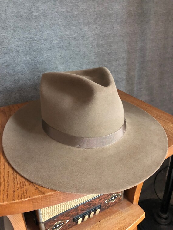 Vintage (Restored) western Pilgrim fedora hat 7 3/