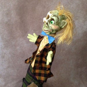 Handmade artisan happy zombie puppet traditional hand puppet, glove puppet for puppet theatre zdjęcie 6