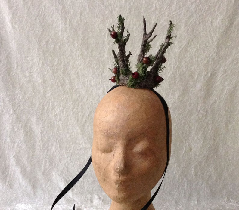 Crown Extra Small, handmade branches Crown with mos and brown berries tree imitation image 5