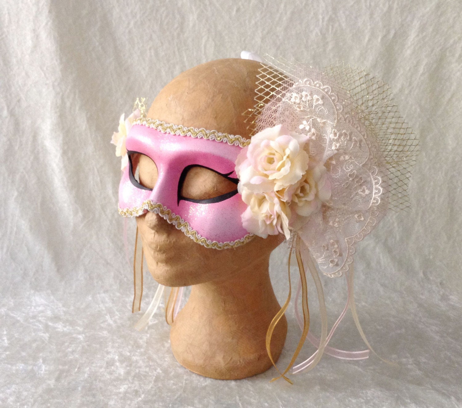 Artisan eye mask: 'Pink fantasy' (tule, lace and roses)
