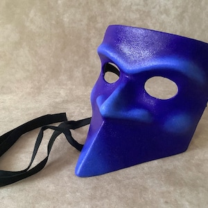 Artisan Bauta mask: &#39;Classic blue Bauta&#39; (subtle shading) - Traditional handmade mask
