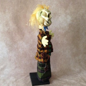 Handmade artisan happy zombie puppet traditional hand puppet, glove puppet for puppet theatre image 9