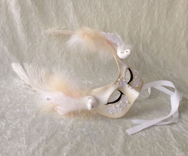 Artisan eye mask: 'Elegant little birds' feathers, lace and birds Traditional handmade mask image 2