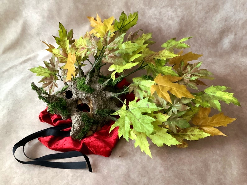 Artisan mask: 'Half tree mask' with green leaves and moss Traditional handmade mask image 4