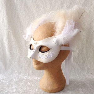 Artisan eye mask: 'Elegant little birds' feathers, lace and birds Traditional handmade mask image 4