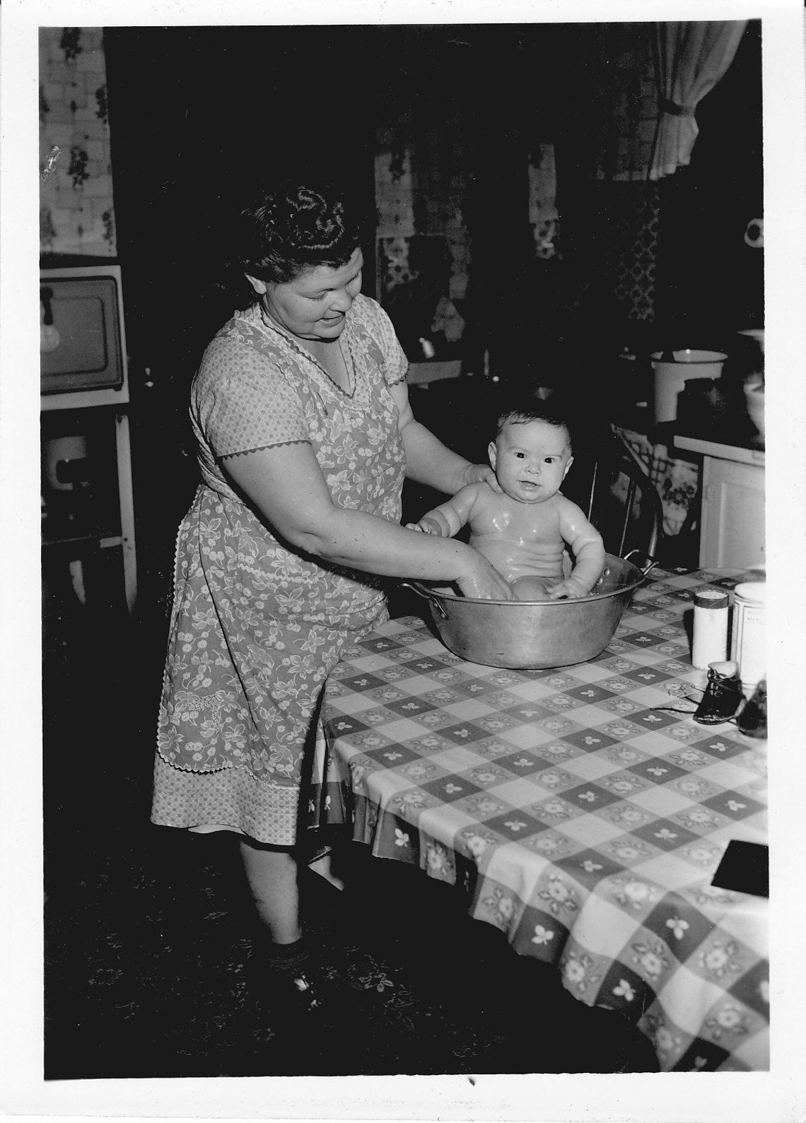 Found Phoyo Saturday Night Bath. 1940s Farm Life Etsy