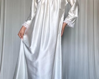 80s Christian Dior Neiman Marcus Ivory Cotton Lace Night Gown 38