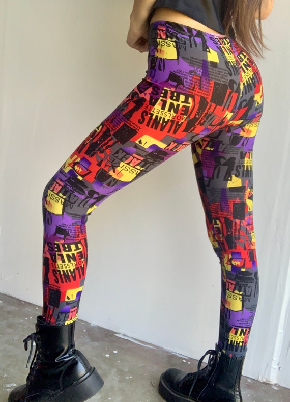 SALE: 90's Printed Leggings -  Israel