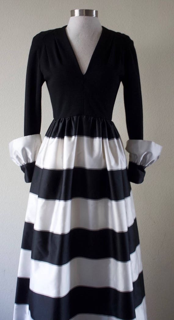Vintage 1970s Pauline Trigére Stylish Striped Gown