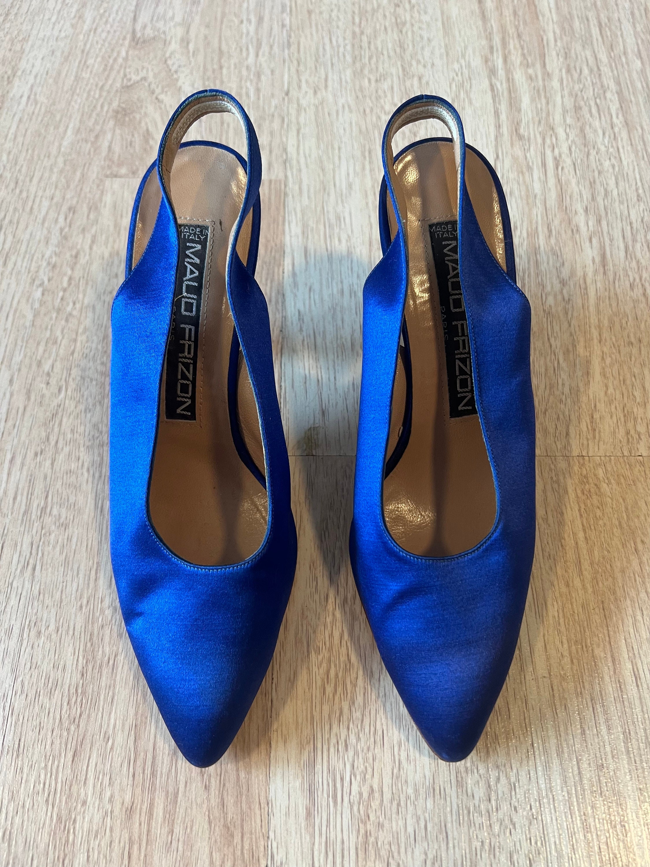 Electric blue top kitten heels
