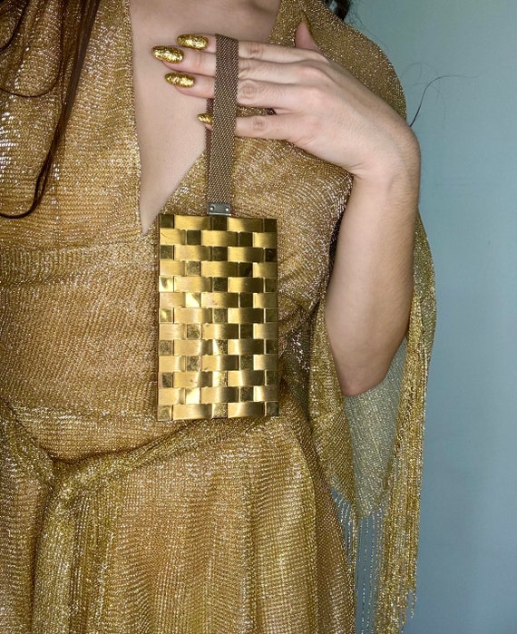 Vintage 40's/50's Gold Metal Clutch Evening Bag H… - image 5