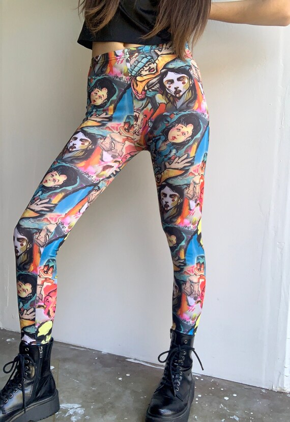 SALE: Super Soft 90's Cartoon Graffiti Printed Leg