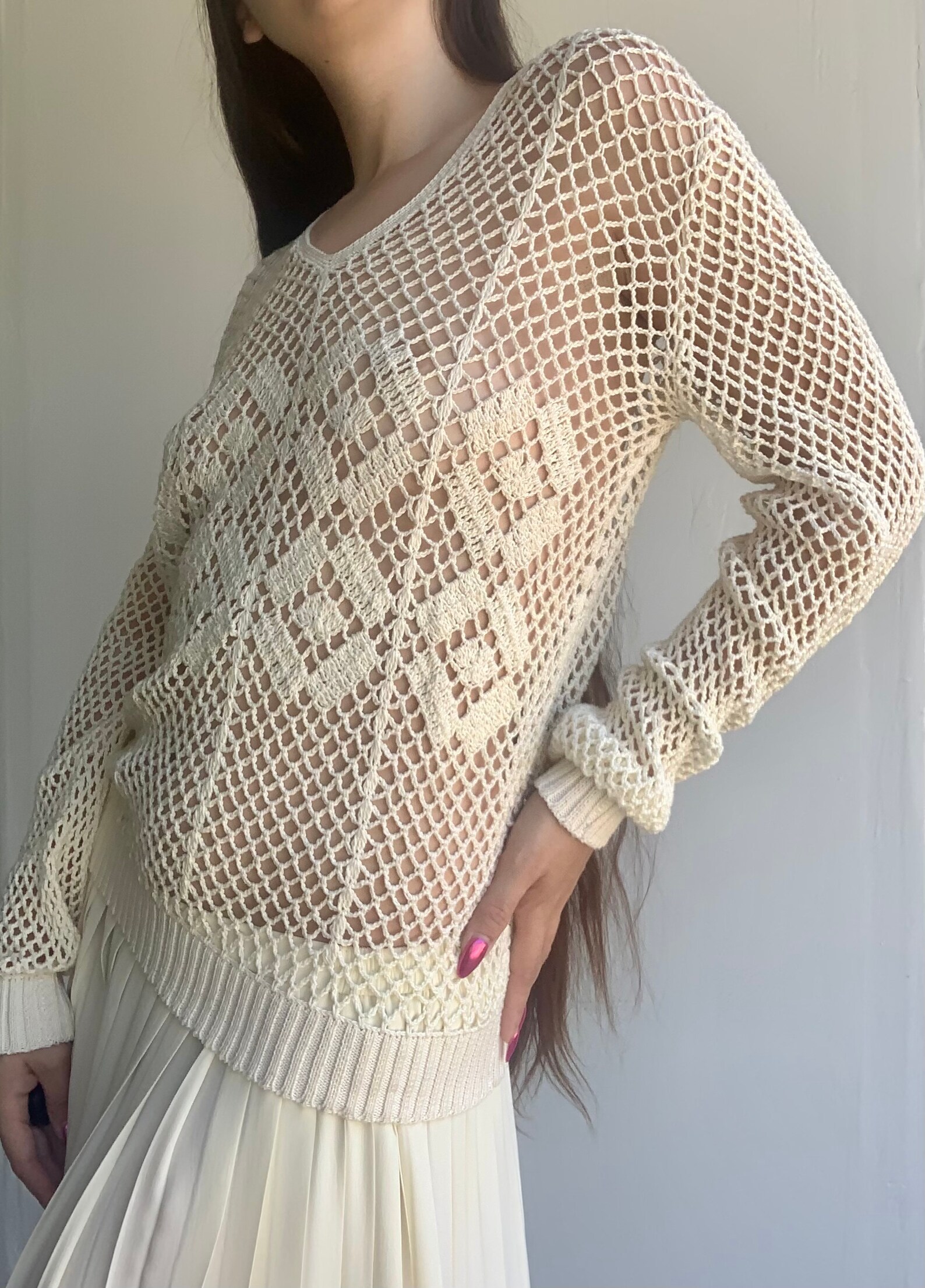 Women's Crochet Cream Cut Out Full Sleeves Top