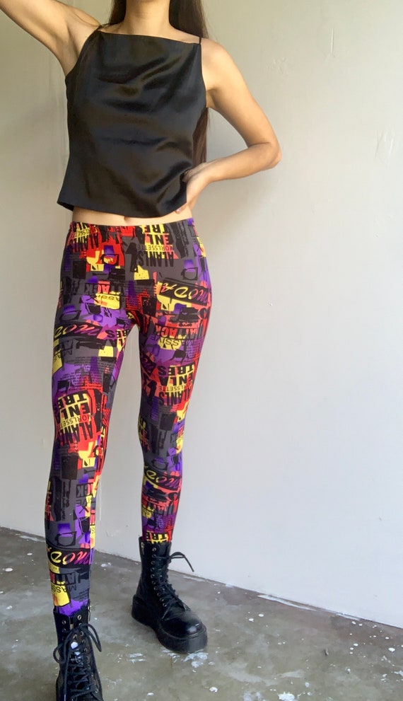 SALE: 90's Printed Leggings - image 2