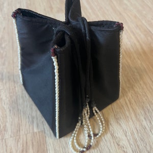 vintage Sac à chaîne en forme de cube de perles noires Coren Rose de 5 po. image 4