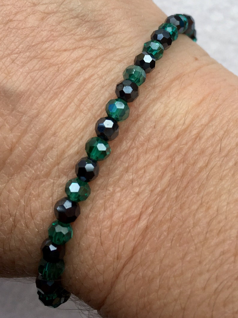 Jade /& Navy glass crystal stretch bracelet