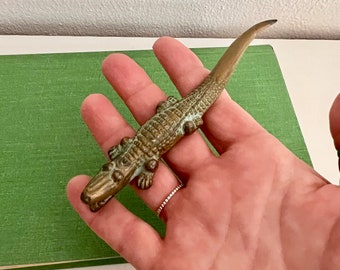 vintage brass alligator mini figurine 1940's SRG reptile