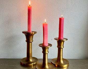 vintage set of 3 graduated brass candlesticks weighty centerpiece