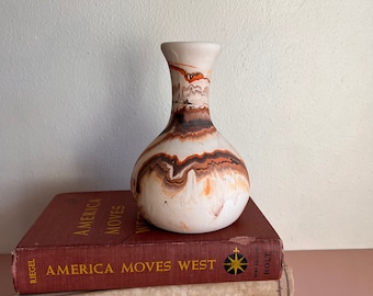 vintage Nemadji pottery vase oranges and browns 6in