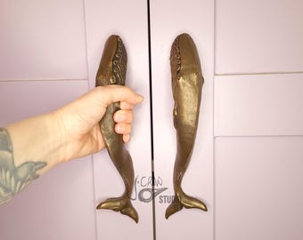 Blue Whale door handle, pantry handles, kitchen cabinet hardware, barn door pull, ocean themed home decor, resin art, nautical decor