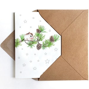 Bilch auf Kiefernzweig Grußkarte Weihnachten Zeichnung Natur Illustration  Kiefernzweig Tannengrün Weihnachtsdeko