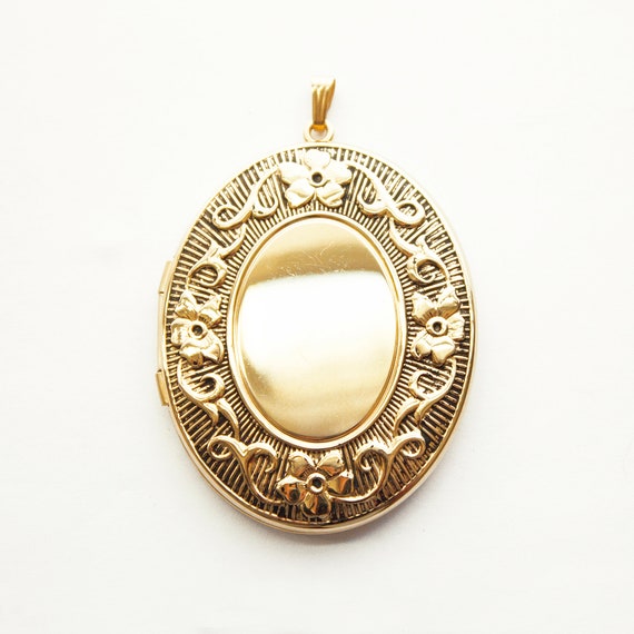 Large Gold Filled Locket, vintage gold filled oval