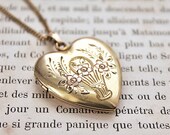 Large Gold Heart Locket, Bridal Bouquet Locket Necklace, vintage gold filled heart locket, Flower Bouquet Locket, vintage wedding locket