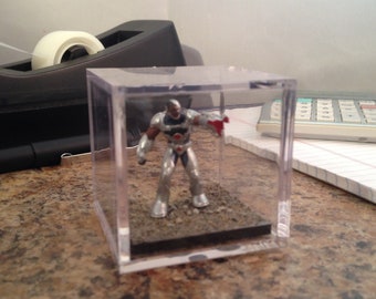 Cyborg - 2 inch Decorative Diorama Cube